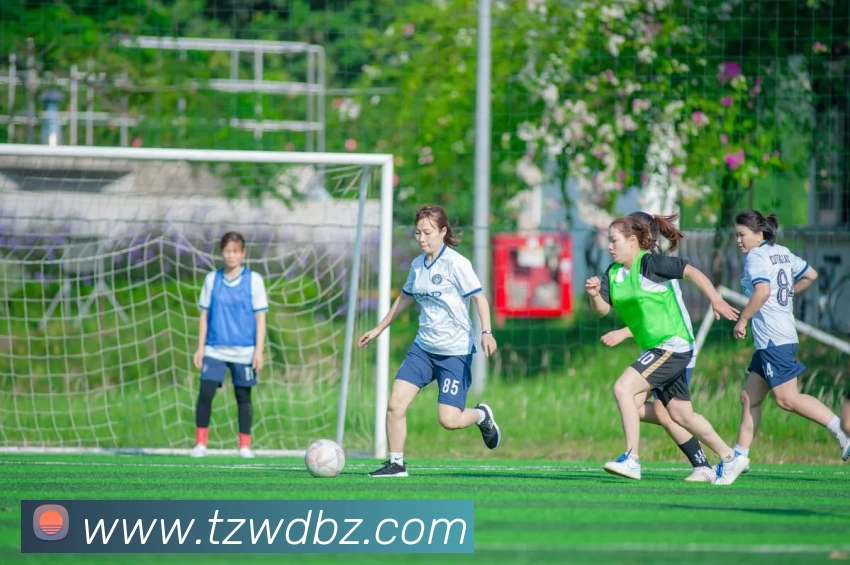 篮网末节逆转掘金杜兰特关键得分终结比赛